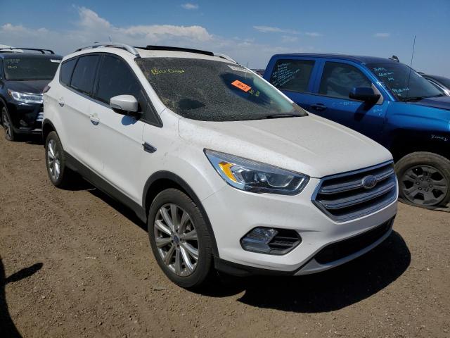 Ford Escape tit (2017)