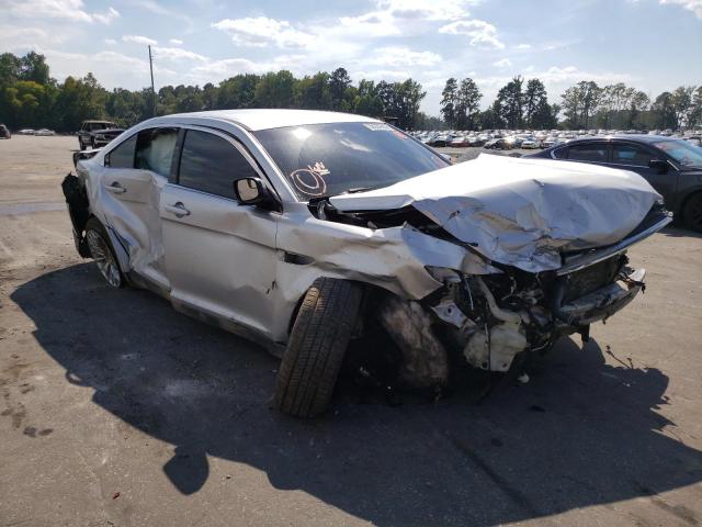 Ford Taurus lim (2015)