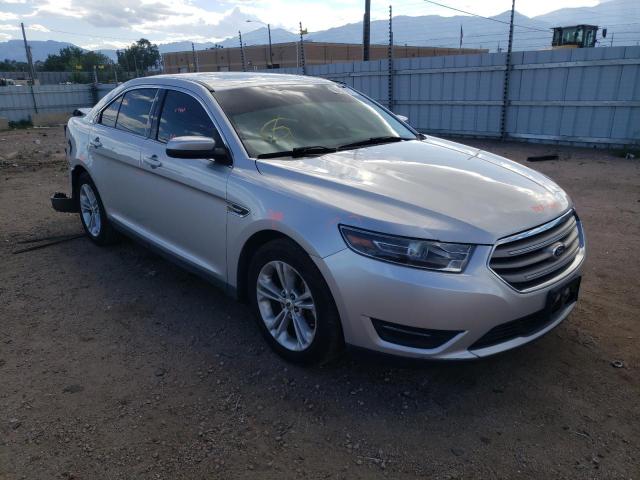 Ford Taurus sel (2015)