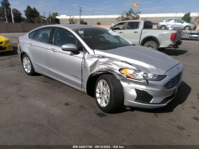 Ford Fusion hybrid (2019)