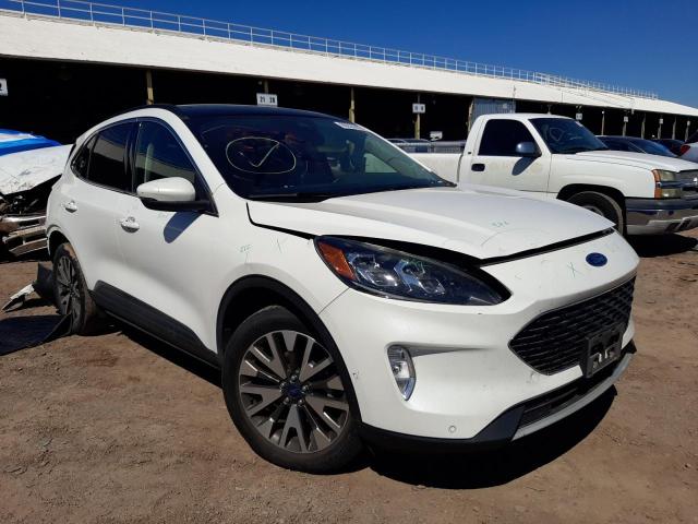 Ford Escape tit (2020)