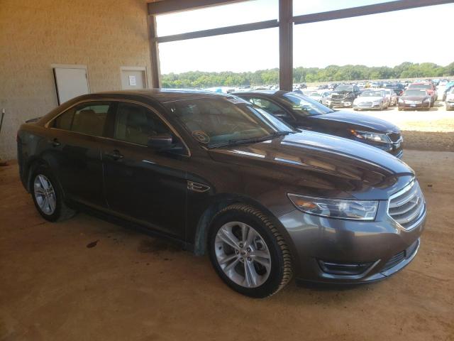 Ford Taurus sel (2015)