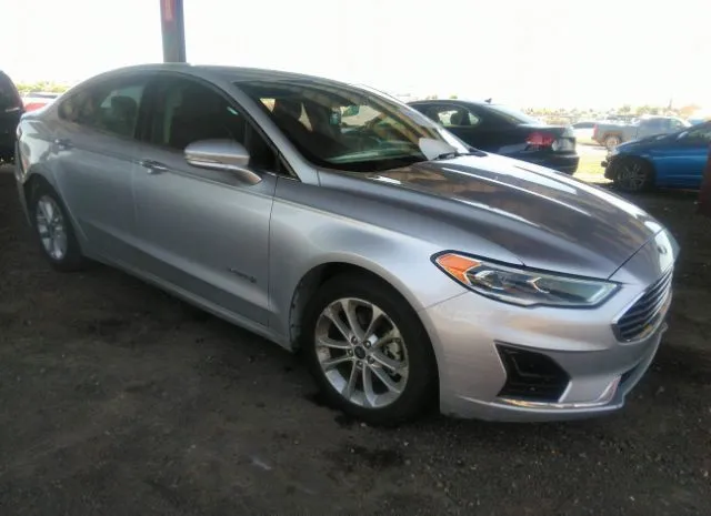 Ford Fusion hybrid (2019)