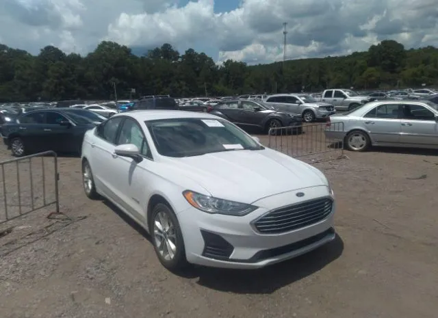 Ford Fusion hybrid (2019)