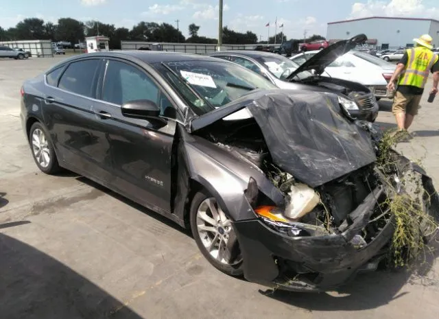 Ford Fusion hybrid (2019)