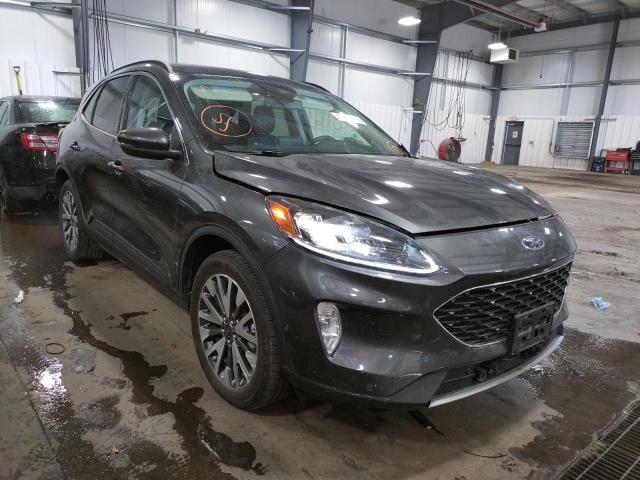 Ford Escape tit (2020)