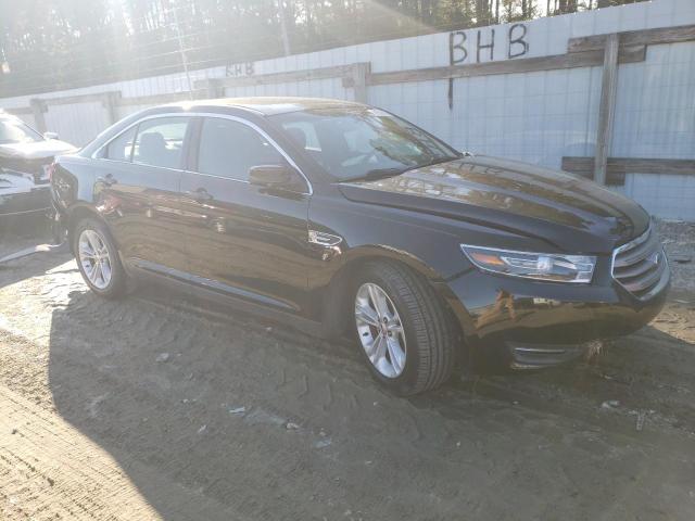 Ford Taurus sel (2015)