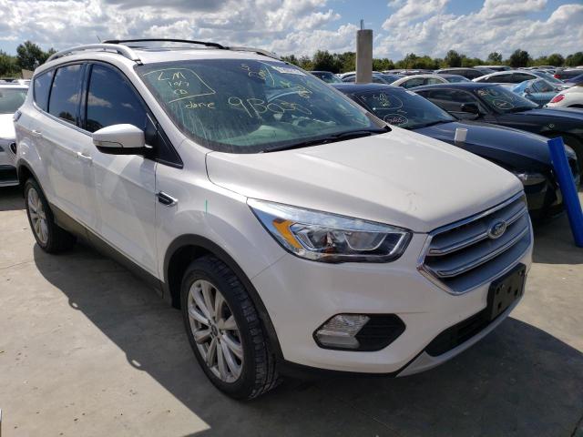 Ford Escape tit (2017)