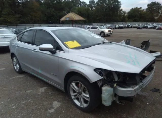 Ford Fusion hybrid (2018)