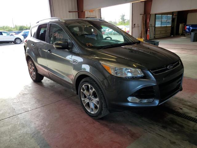 Ford Escape tit (2016)