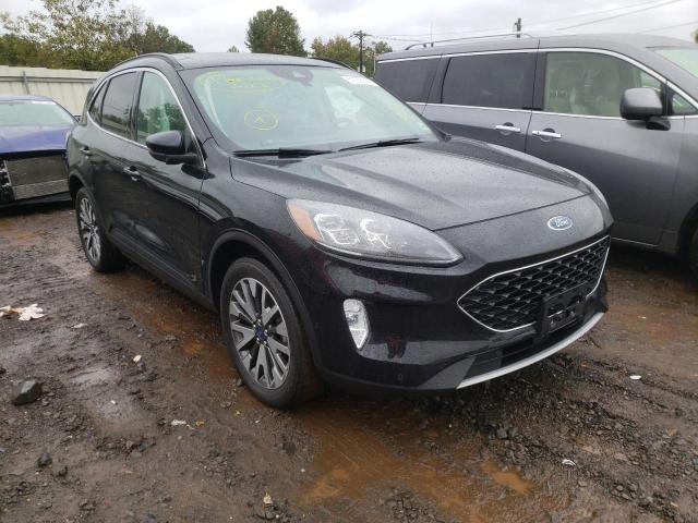 Ford Escape tit (2020)