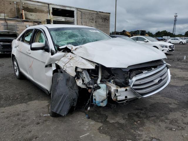 Ford Taurus sel (2013)