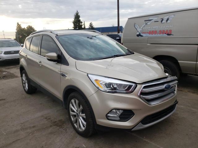 Ford Escape tit (2017)