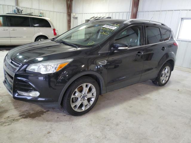 Ford Escape tit (2015)