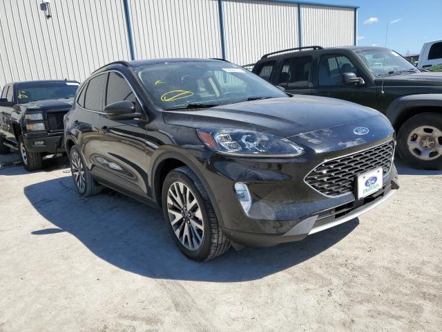 Ford Escape tit (2020)