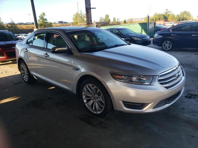 Ford Taurus lim (2015)