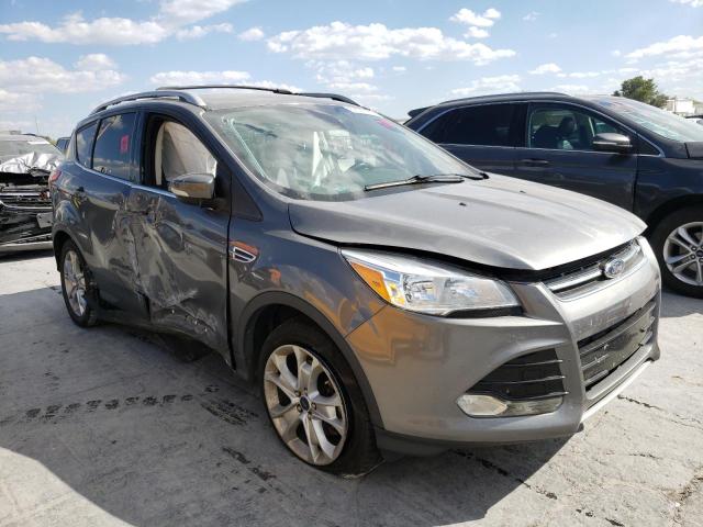 Ford Escape tit (2014)