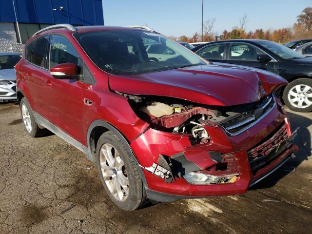 Ford Escape tit (2016)