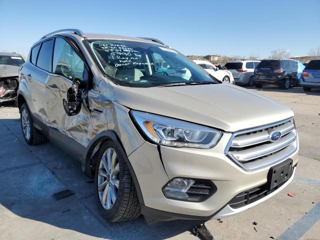 Ford Escape tit (2017)