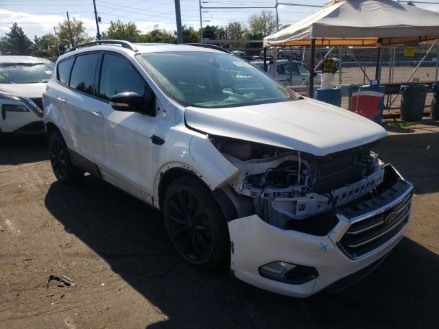 Ford Escape tit (2017)