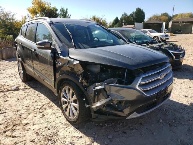 Ford Escape tit (2017)