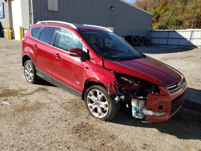 Ford Escape tit (2016)
