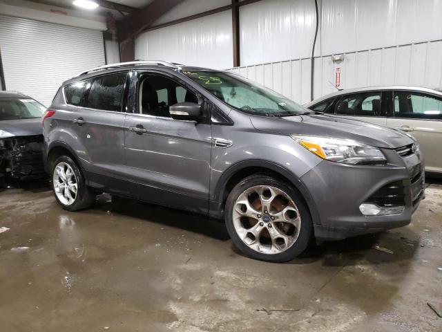 Ford Escape tit (2013)
