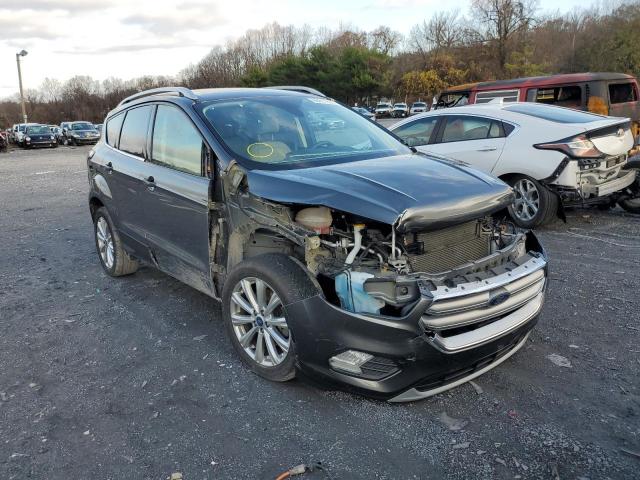 Ford Escape tit (2017)