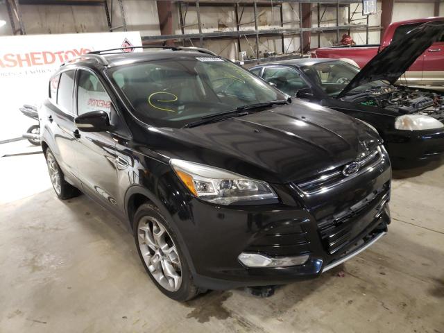 Ford Escape tit (2016)