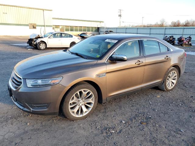 Ford Taurus lim (2015)