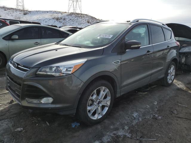 Ford Escape tit (2016)