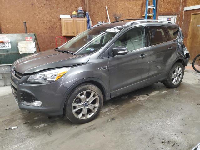 Ford Escape tit (2016)