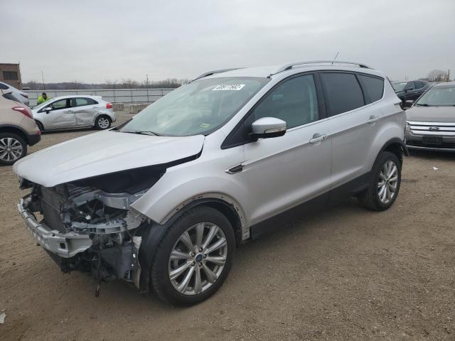 Ford Escape tit (2017)