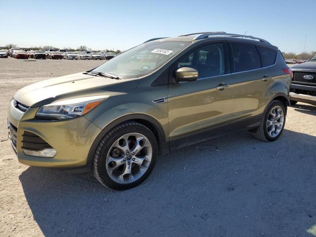 Ford Escape tit (2013)