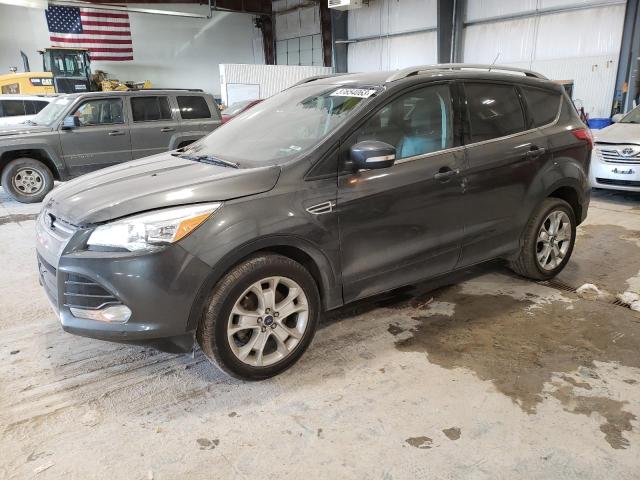 Ford Escape tit (2016)