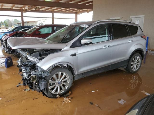 Ford Escape tit (2017)