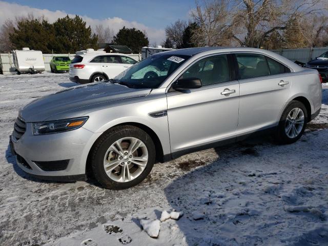 Ford Taurus se (2017)