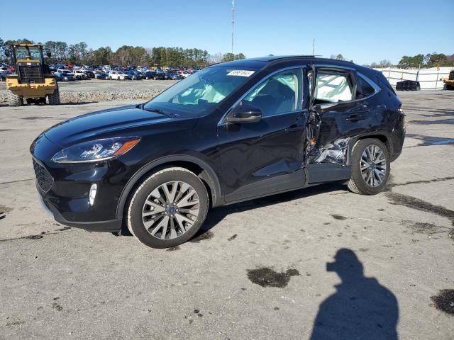 Ford Escape tit (2020)