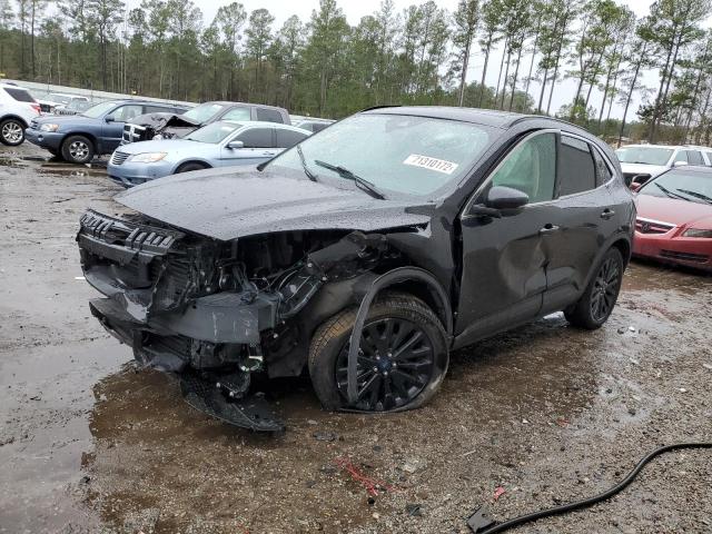 Ford Escape tit (2020)