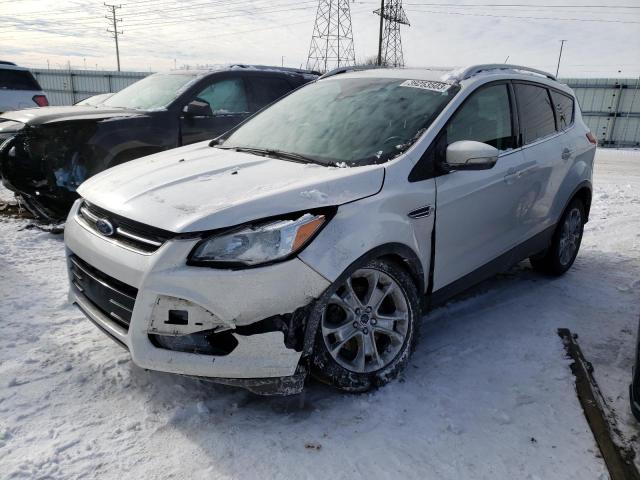 Ford Escape tit (2016)