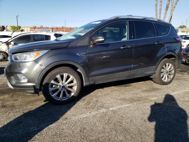 Ford Escape tit (2017)
