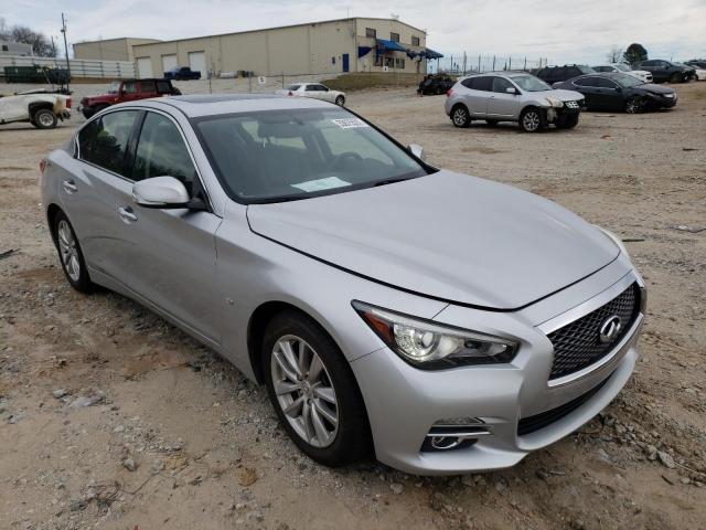 Infiniti Q50 base (2015)