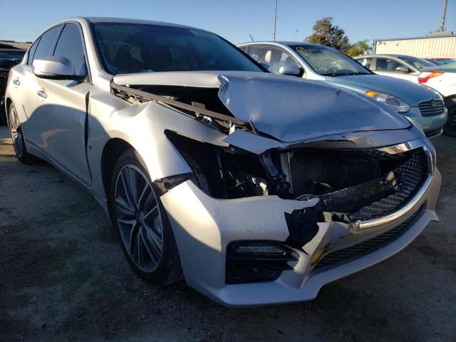 Infiniti Q50 base (2015)