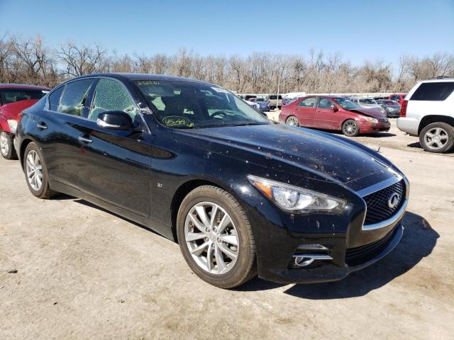 Infiniti Q50 base (2015)