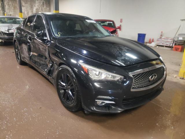 Infiniti Q50 base (2015)