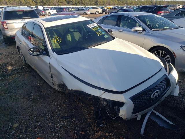 Infiniti Q50 base (2015)