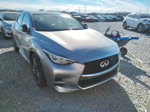 Infiniti Qx30 base (2017)