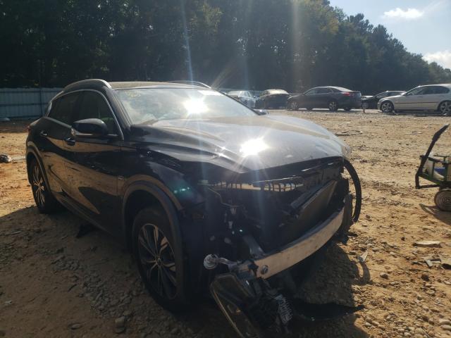 Infiniti Qx30 base (2018)