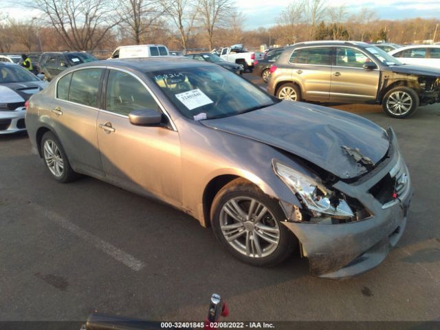 Infiniti G37 sedan (2013)