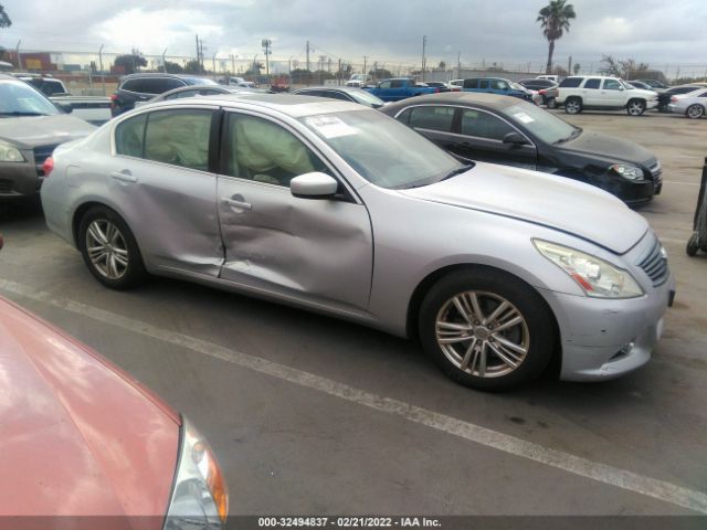 Infiniti G37 sedan (2013)